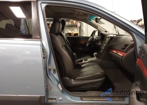 2011 Subaru Outback 2.5I Limited z USA, uszkodzony, nr VIN 4S4BRBLC6B3410928